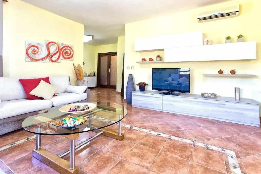 Mistral Per 7 Persone Terrazza Bbq Ac Wifi Villa *